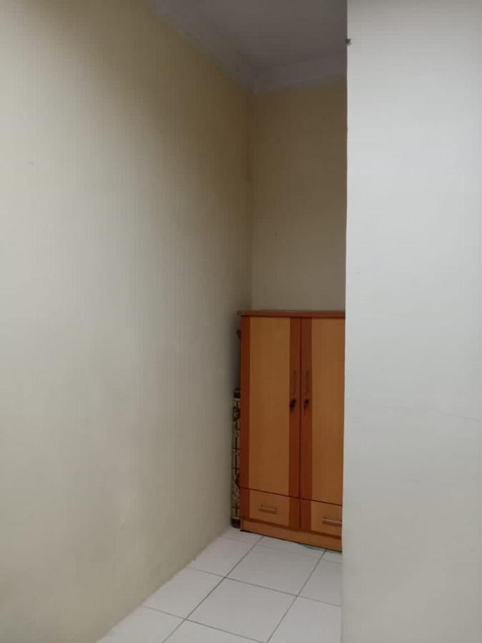 Vanila Kost Jatiwarna - Women Only Pondokmelati Exterior photo