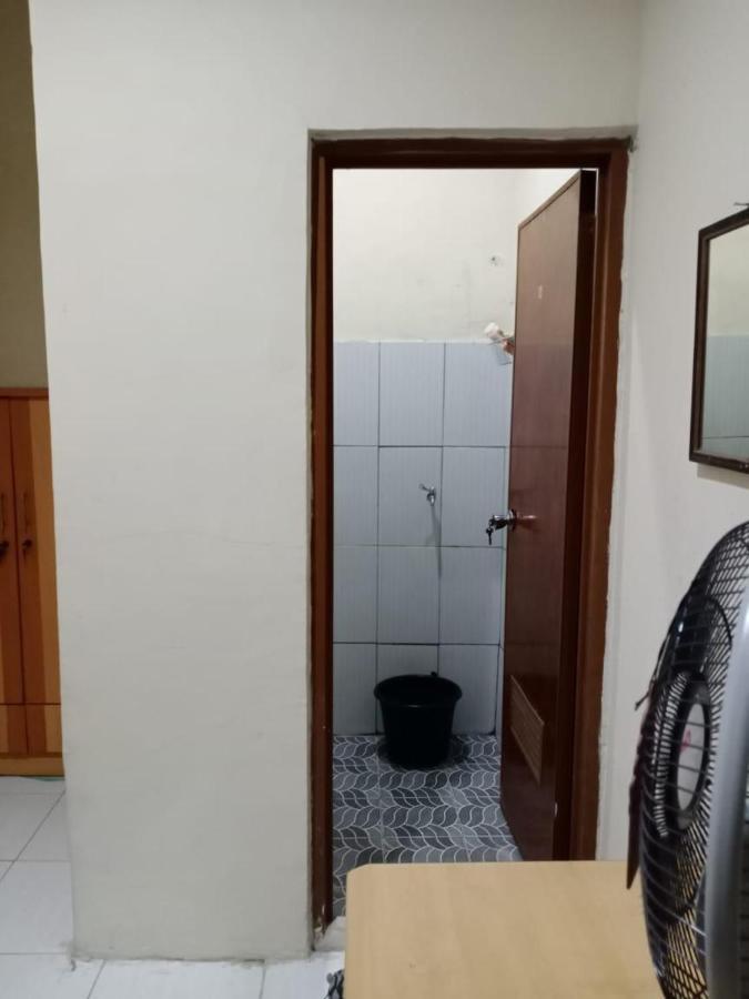 Vanila Kost Jatiwarna - Women Only Pondokmelati Exterior photo