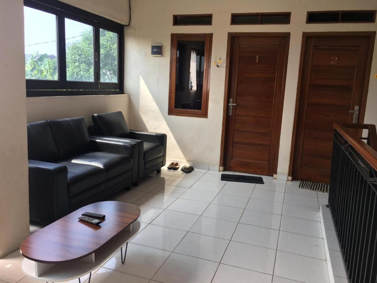 Vanila Kost Jatiwarna - Women Only Pondokmelati Exterior photo